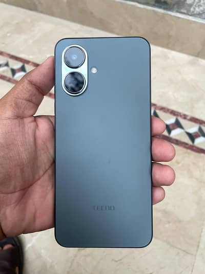 Tecno Spark Go 2