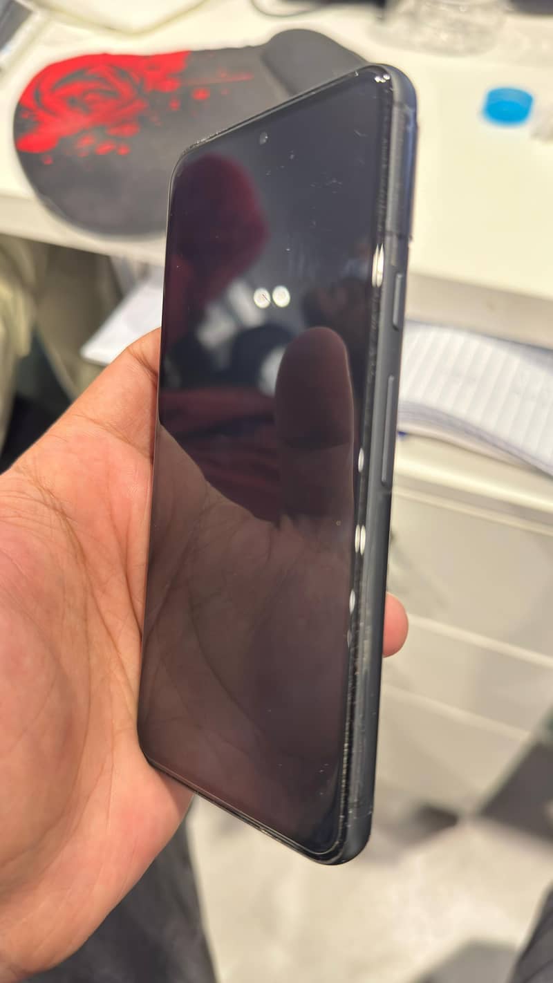 Google Pixel 8 3