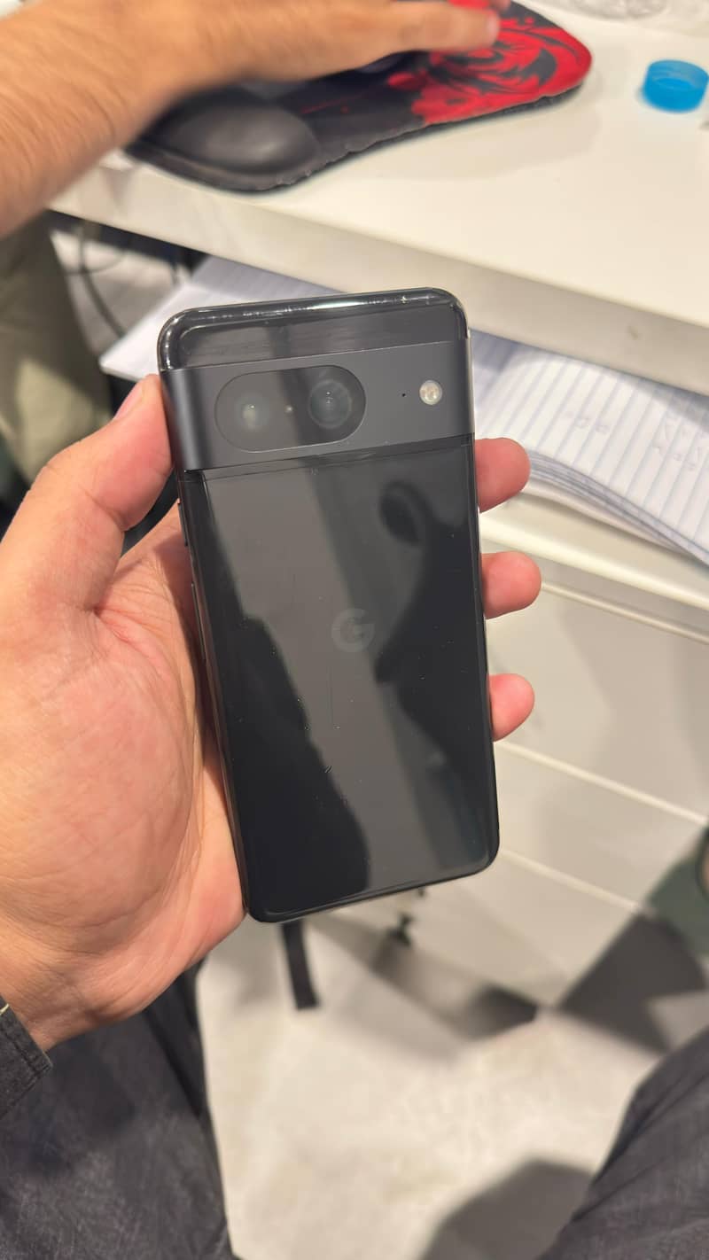Google Pixel 8 5
