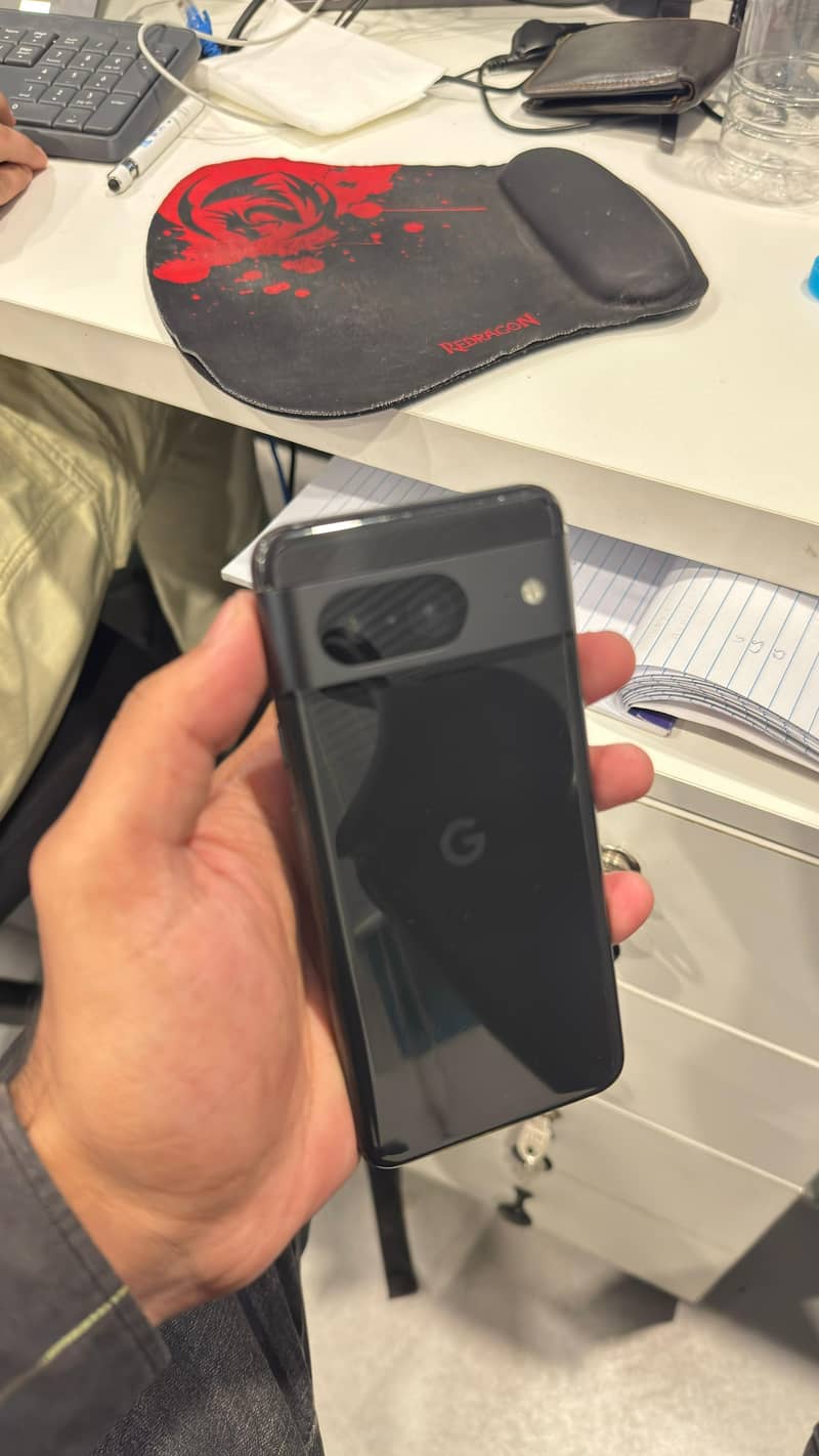 Google Pixel 8 7