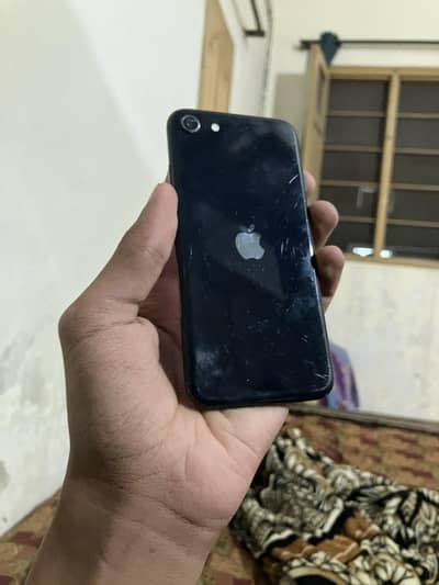 Apple iPhone SE