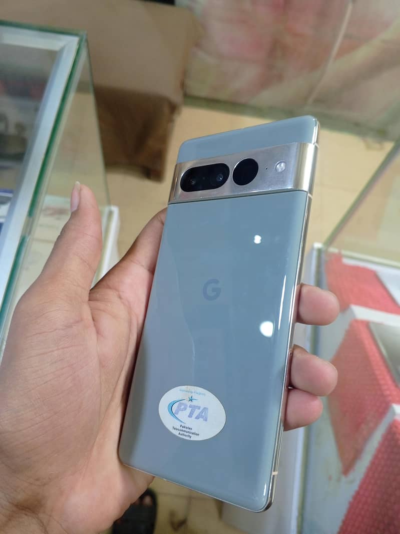 Google Pixel 7 Pro 2