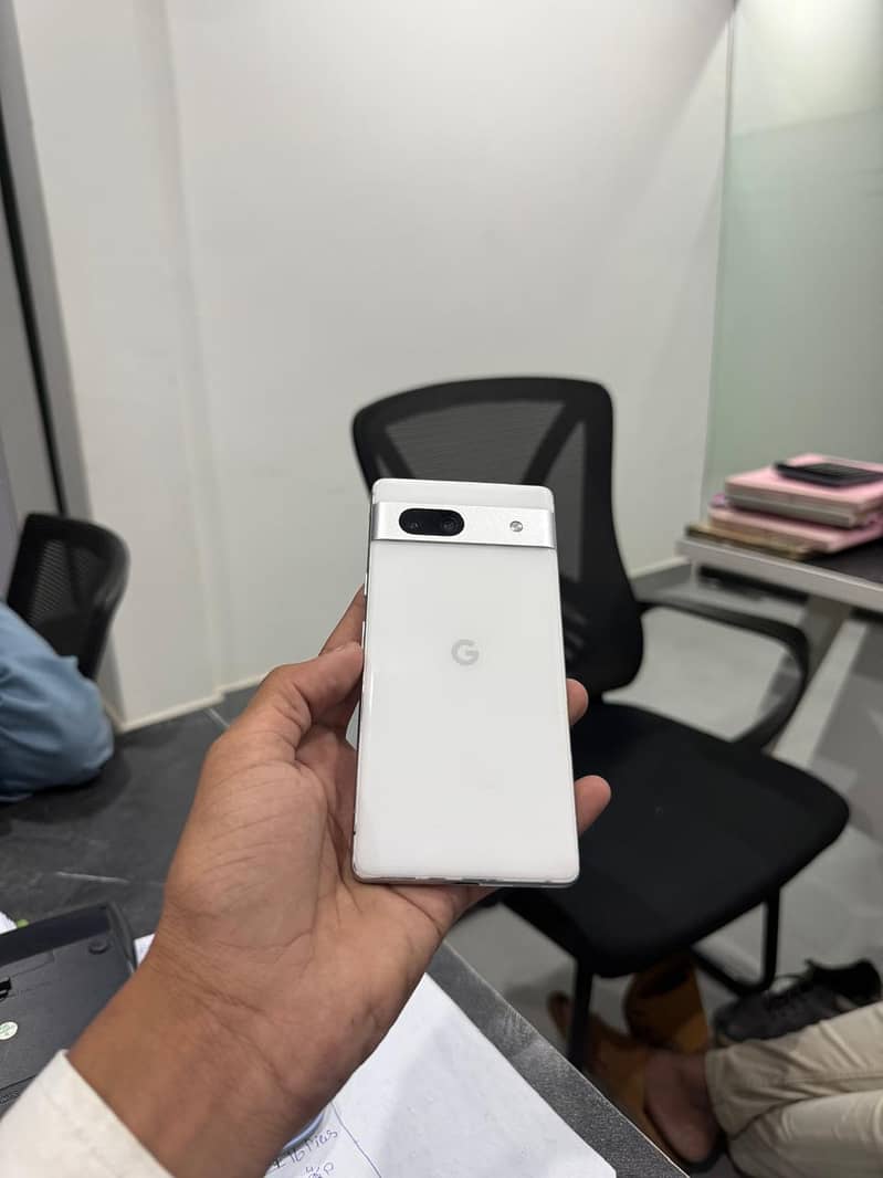 Google Pixel 7a 0
