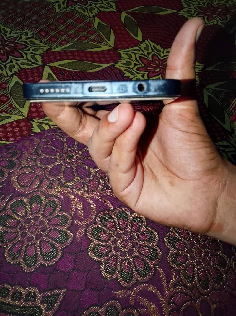 Tecno CAMON 20 4