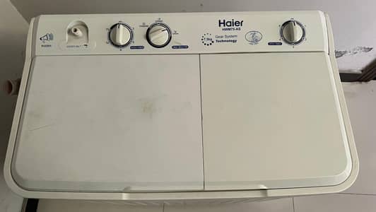 Haier 7.5kg twin tub washing machine with dryer