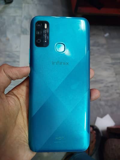 Infinix Hot 9 Play 2/32 only phone hay