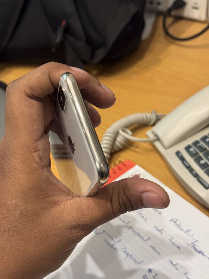 Apple iPhone X 2