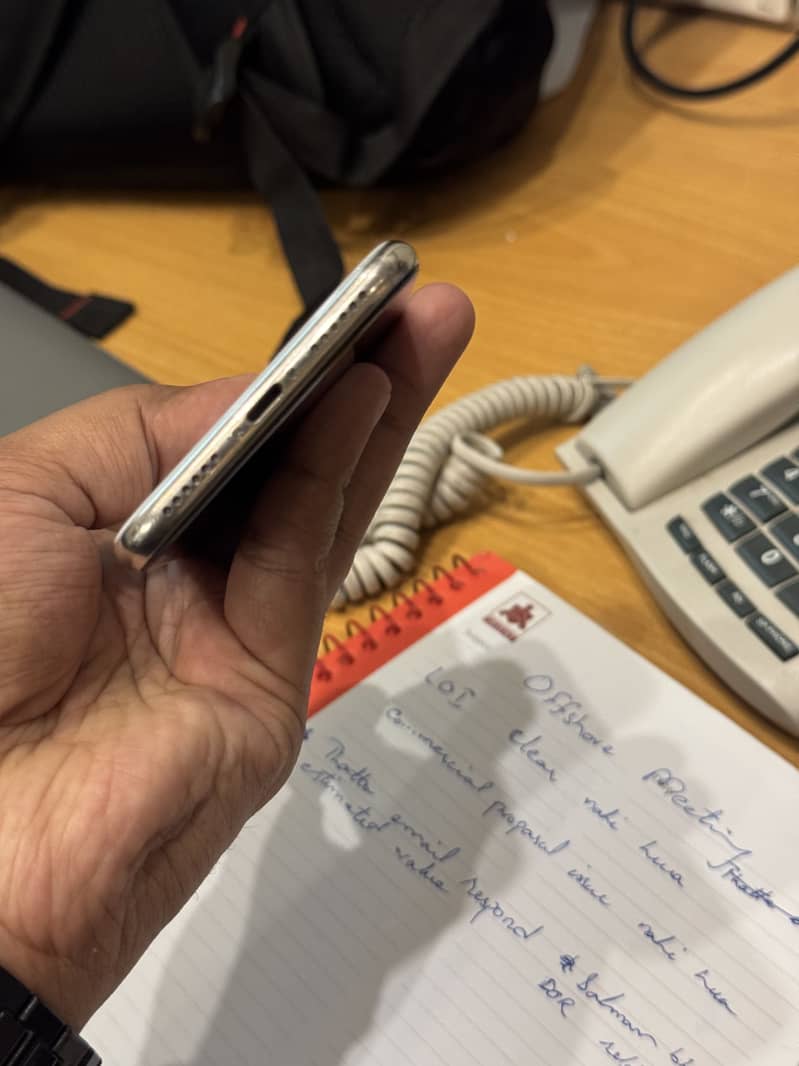 Apple iPhone X 3