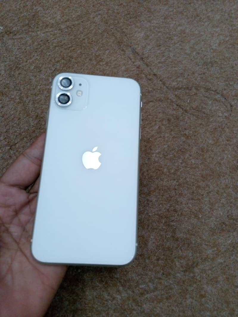 Apple iPhone 11 2