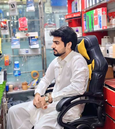 Ahtisham Muneer 