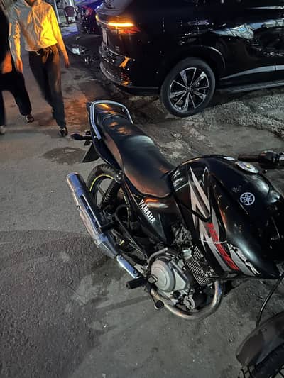 Yamaha YBR G