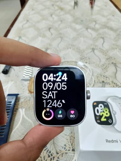 Xiaomi Redmi Watch 4 Silver | Excellent Condition | Box + Extra Straps