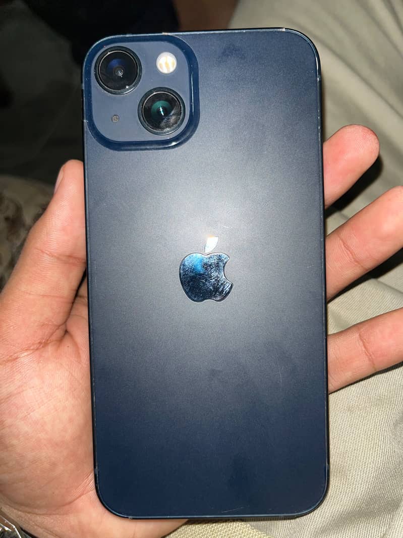Apple iPhone 13 6