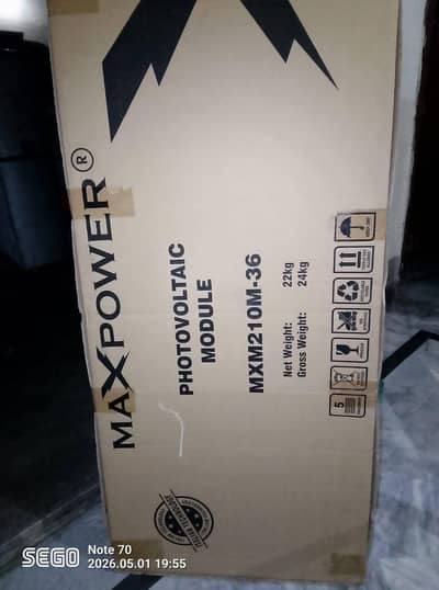 MAX POWER 2 * 16500. Solar panel 210 watts brand new un touch panel