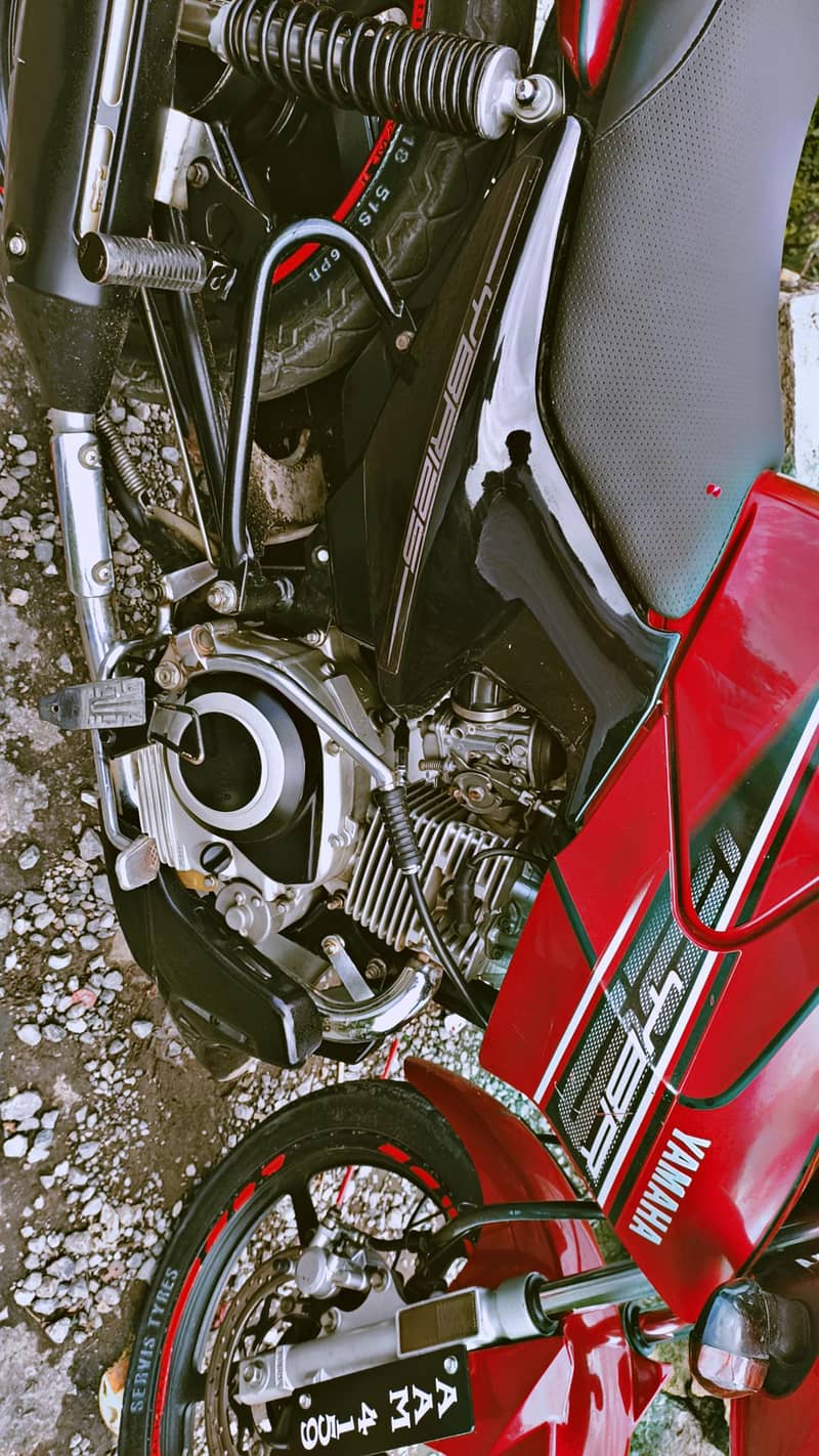 YBR 125CC 4