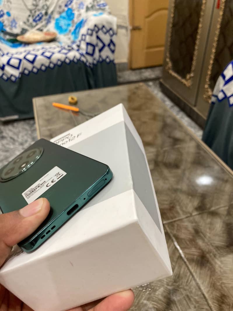 OPPO Reno 9