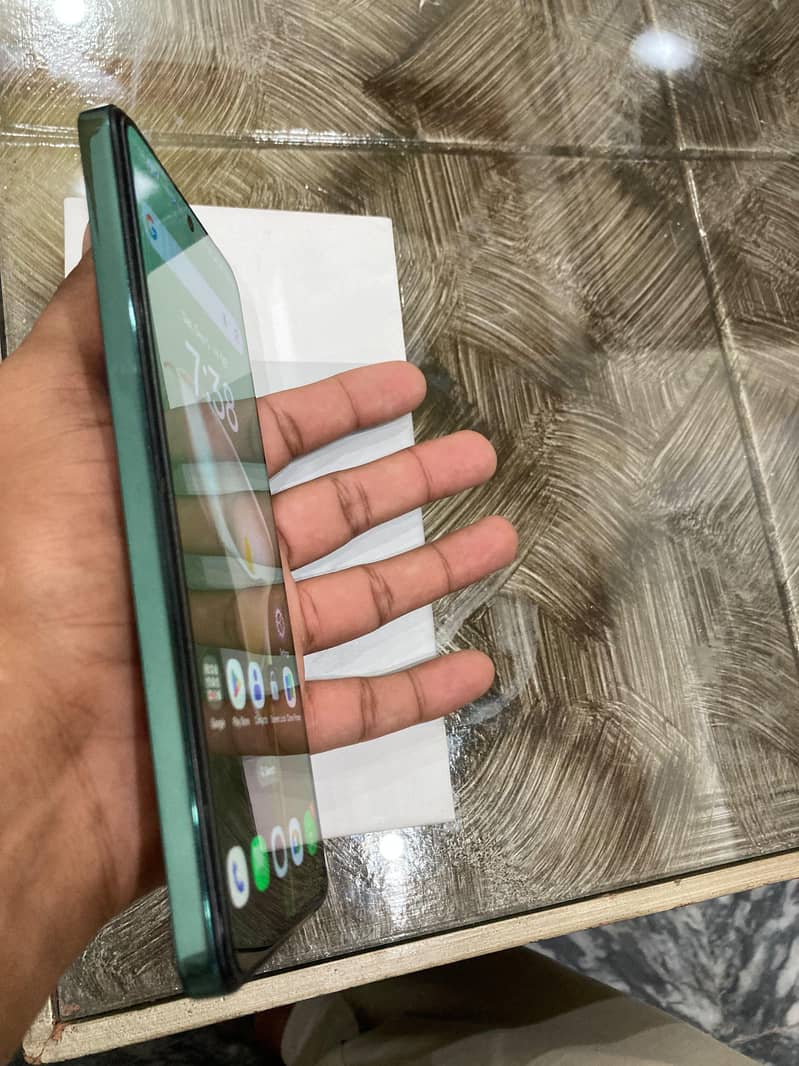 OPPO Reno 11