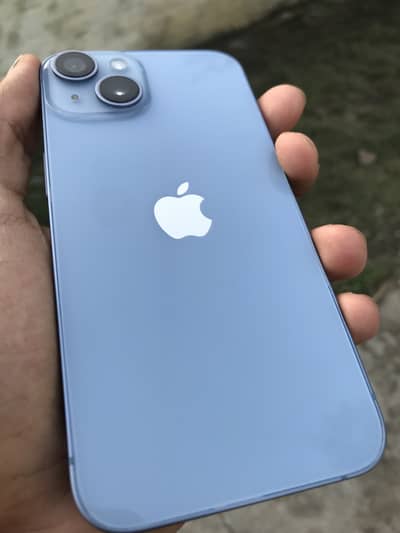 iPhone 14 non pta  waterpack with box and charger 10/10