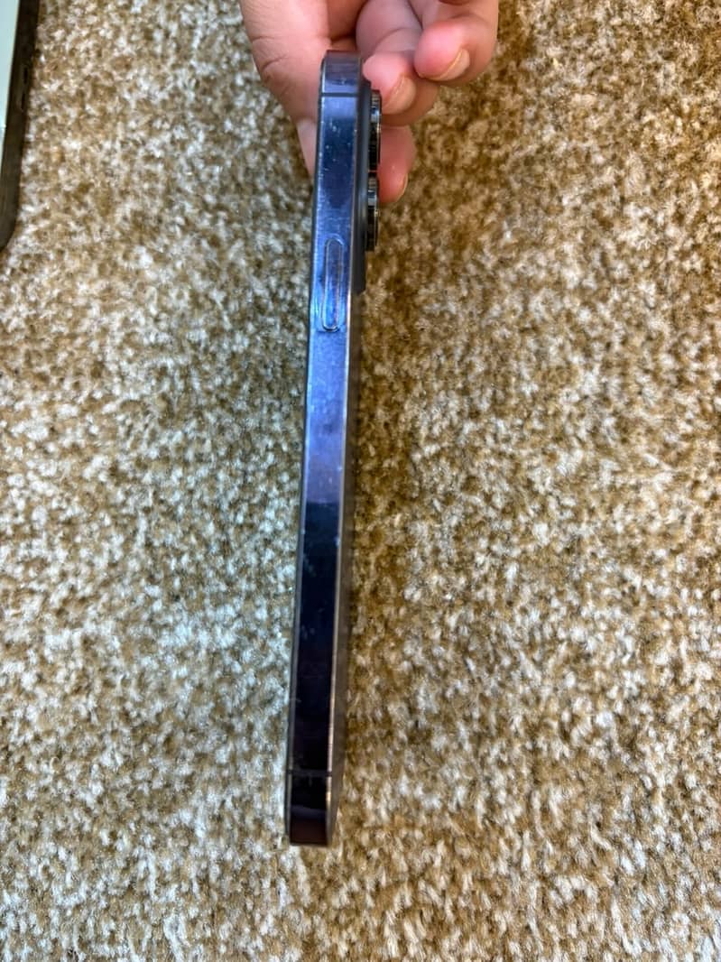 Apple iPhone 14 Pro Max 4
