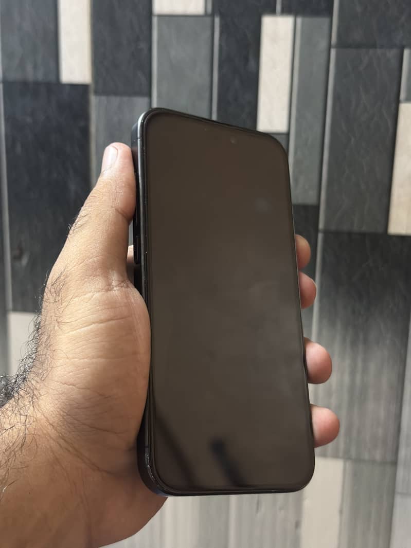Apple iPhone 15 Pro 5