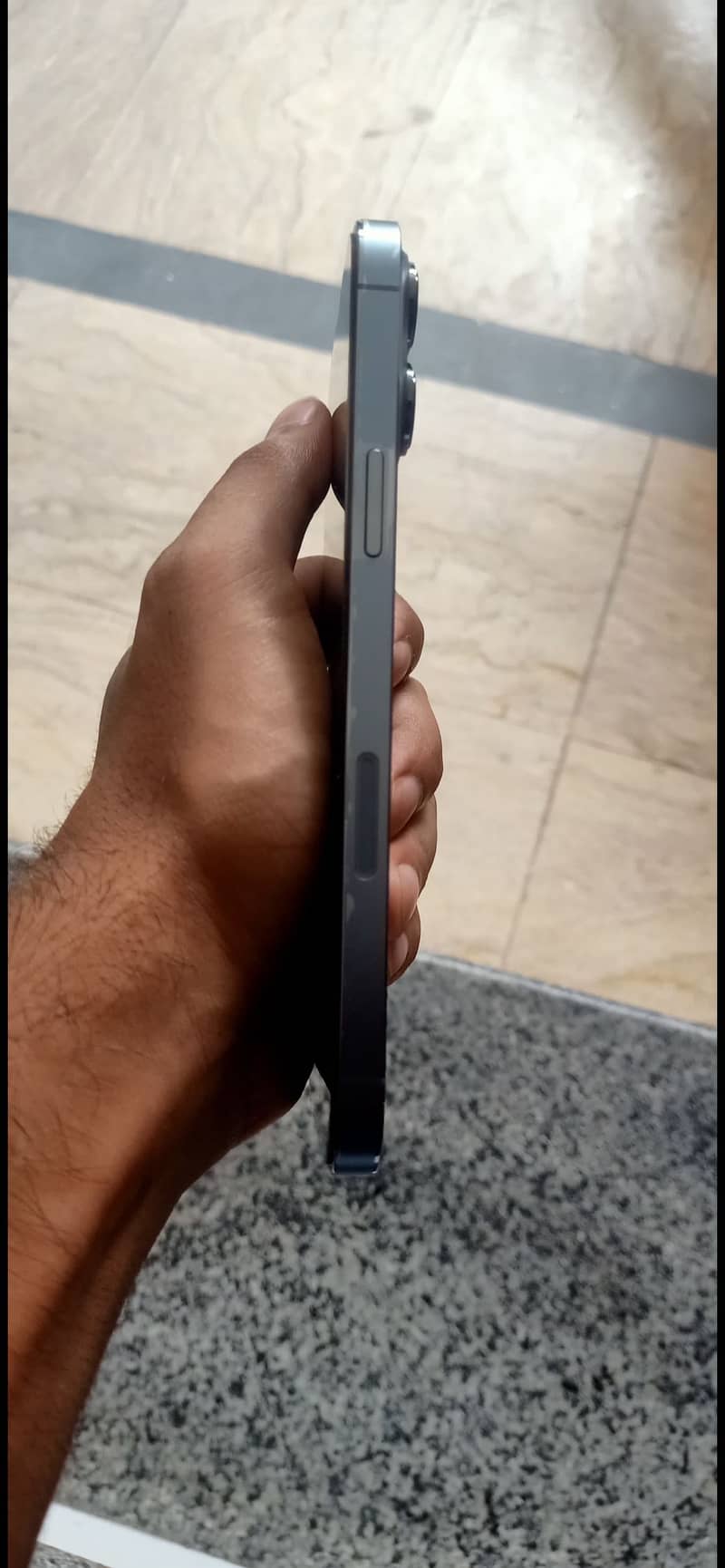 Apple iPhone 13 Pro Max 3