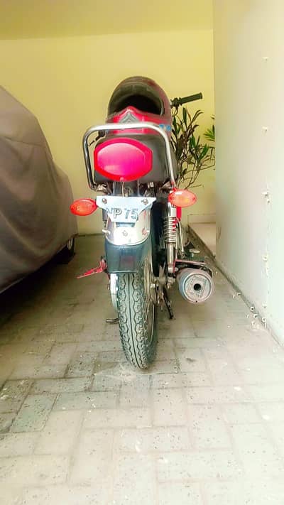 Honda cg 125 2022 model very good comdition 03298090933call and text