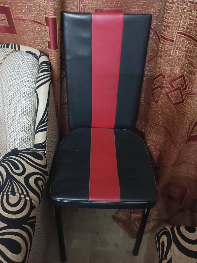 Dining Table with 4 Chairs 2