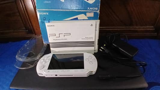 Sony PSP E1004 IW Ice White