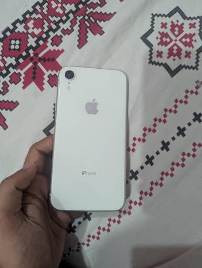 Apple iPhone XR
