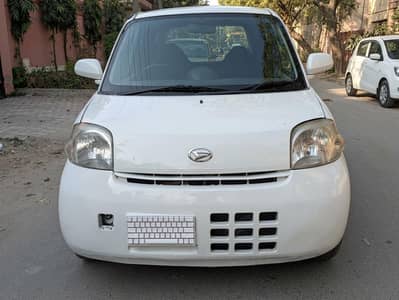 Daihatsu Esse 2011
