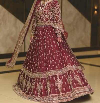 BRIDAL LEHNGA - BRAND NEW - USED ONCE - 10/10 CONDITION