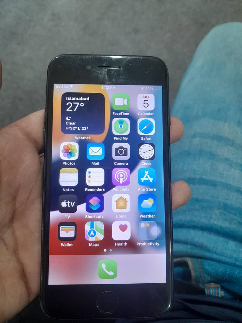 Apple iPhone 7 0