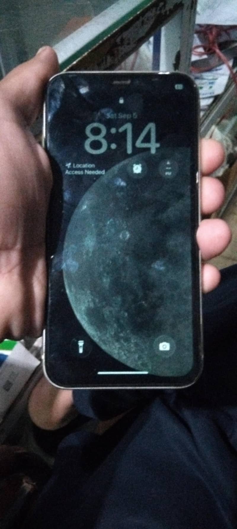Apple iPhone 11 4