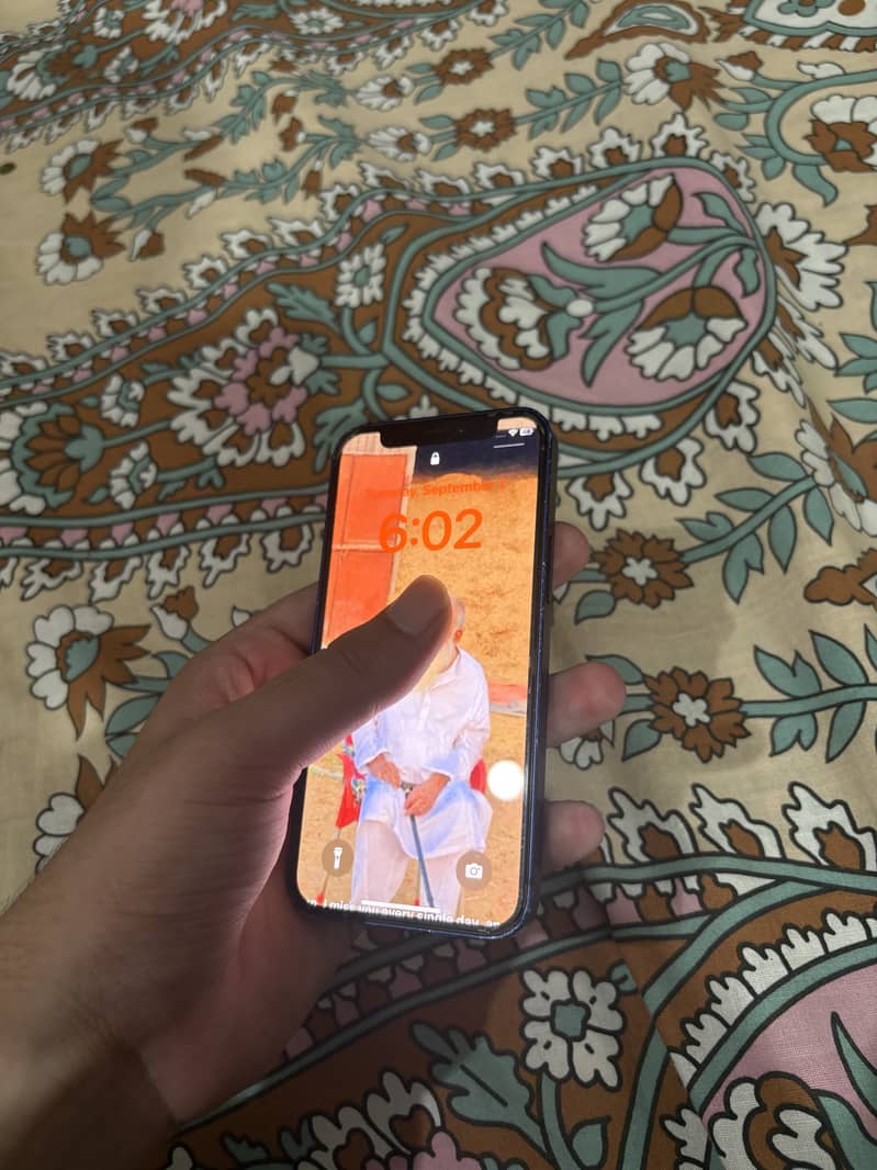 Apple iPhone 12 mini 1