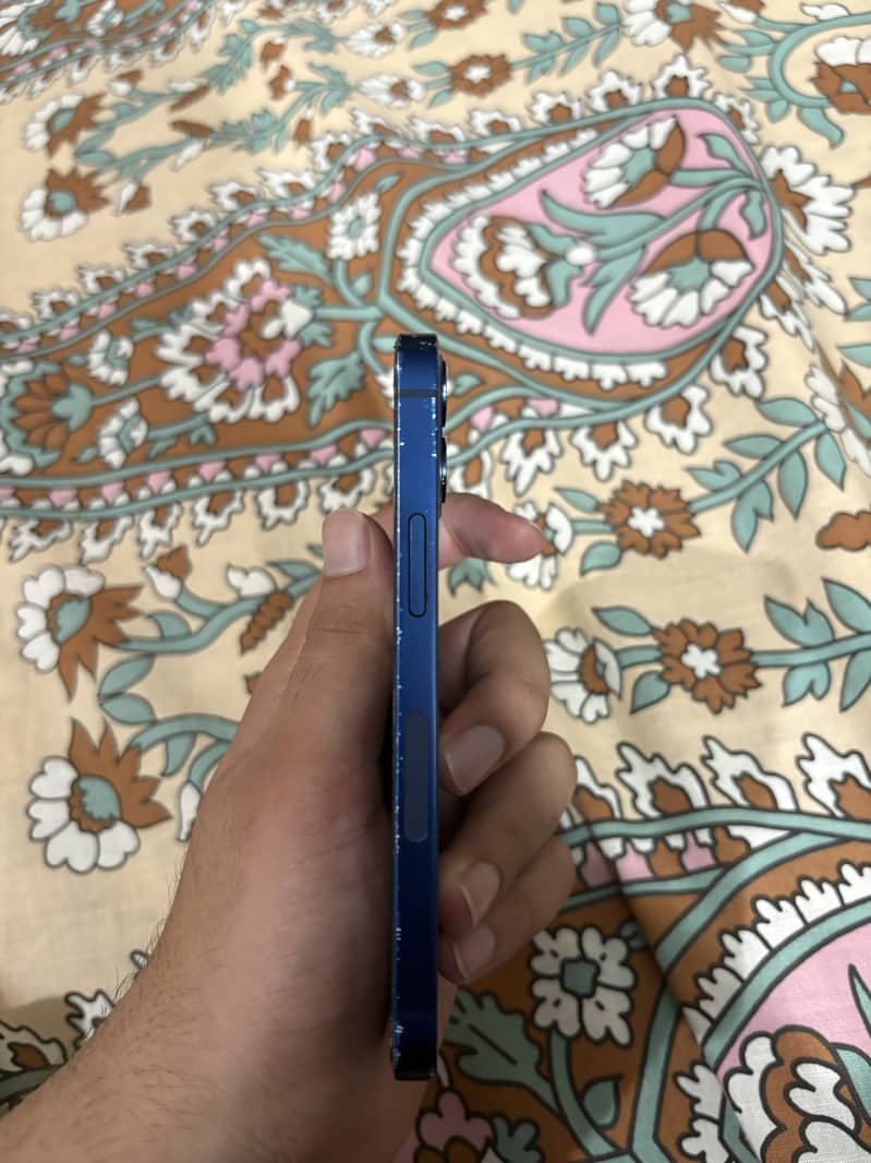 Apple iPhone 12 mini 2