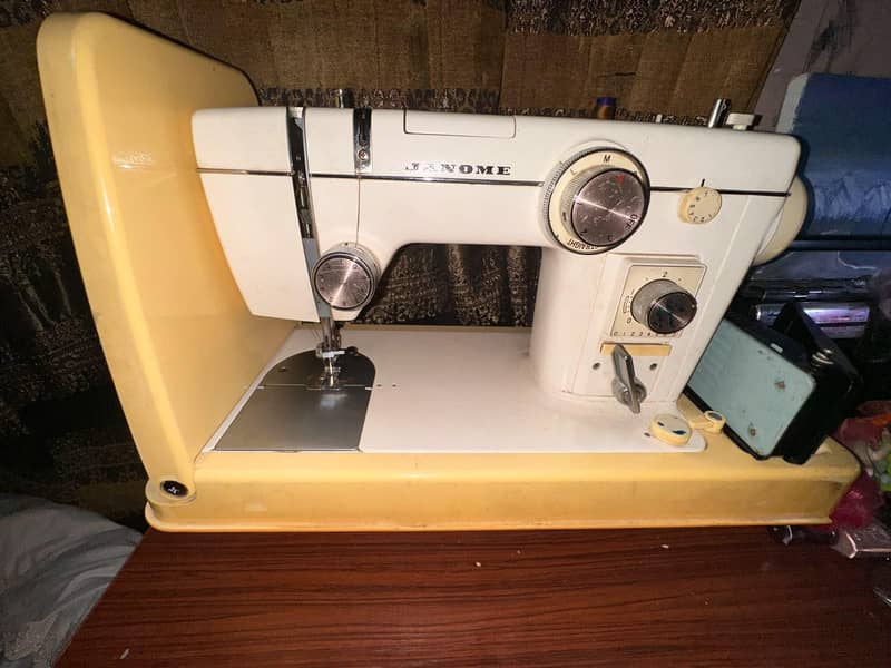 Janome Model 802 2