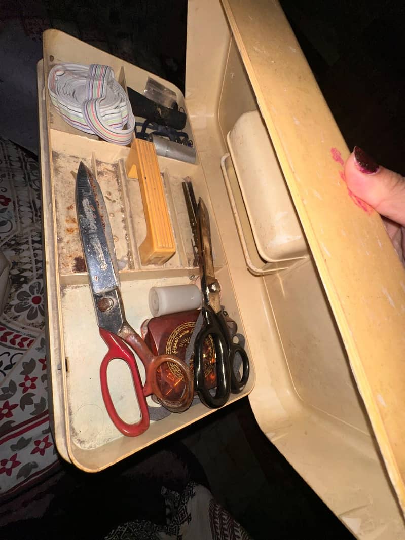 Janome Model 802 3