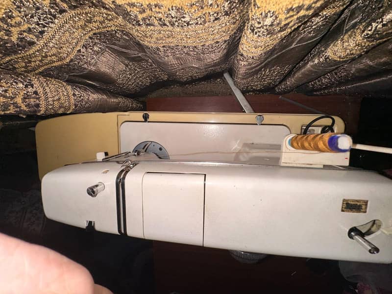 Janome Model 802 6