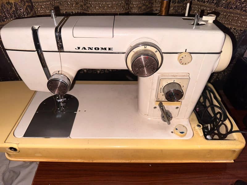 Janome Model 802 8