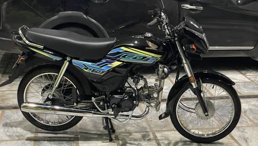 Honda CD 70 Dream(Like New)