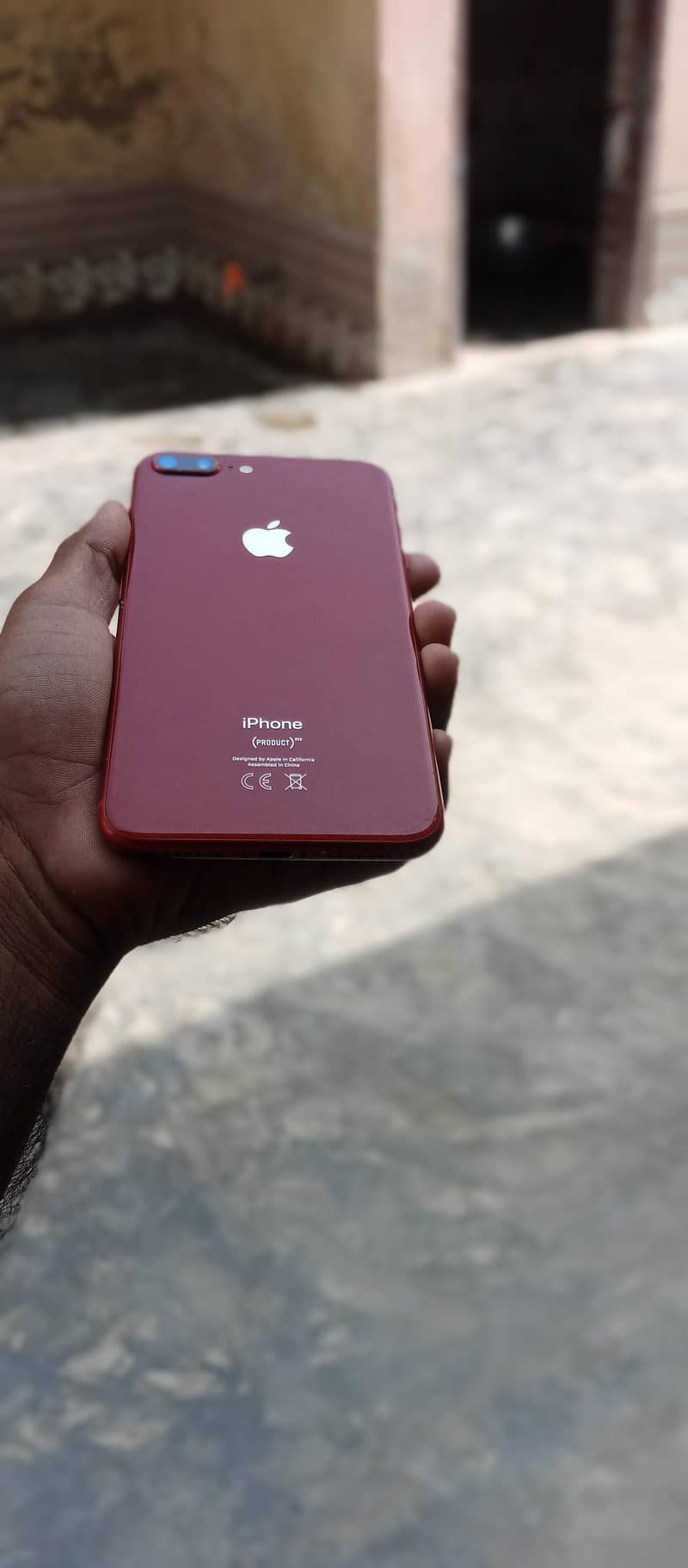 Apple iPhone 8 Plus 1