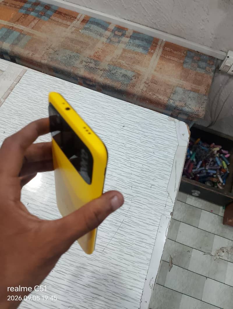 Xiaomi POCO M3 11
