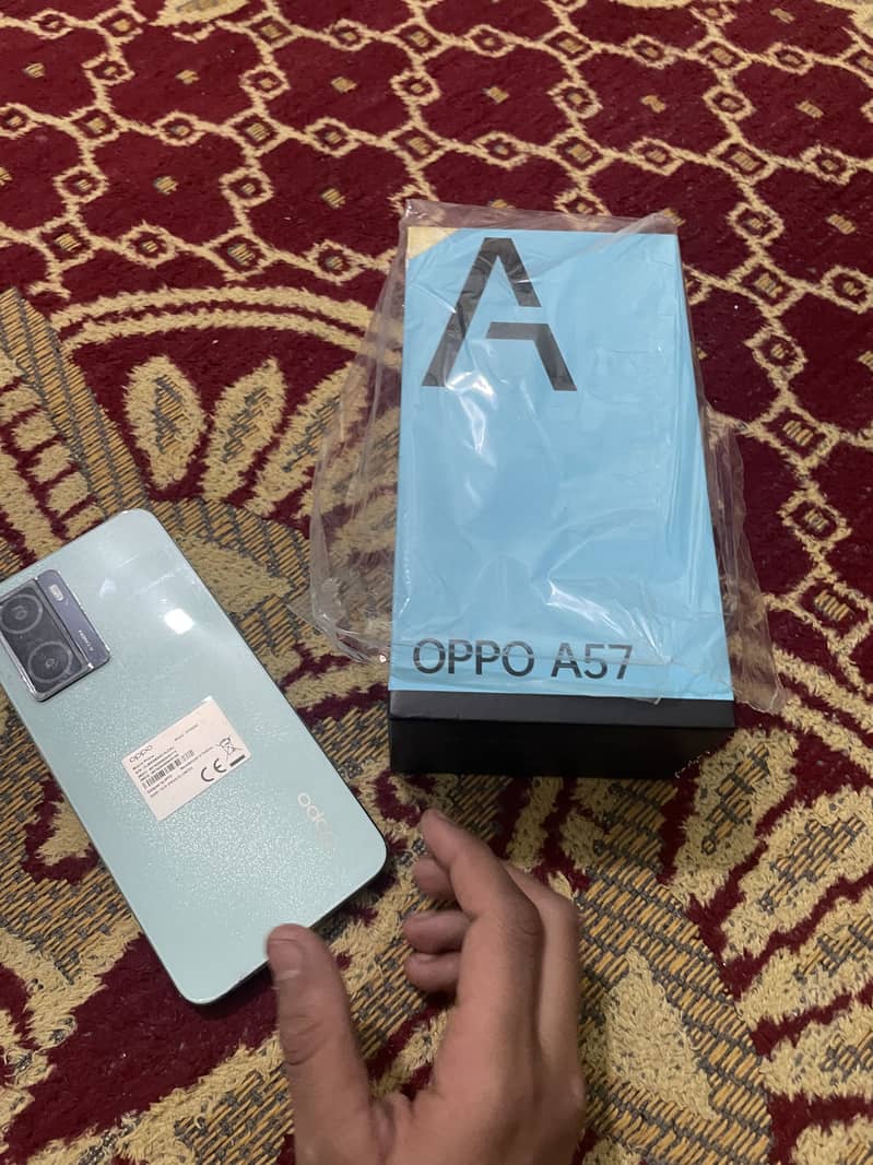 OPPO A57 1