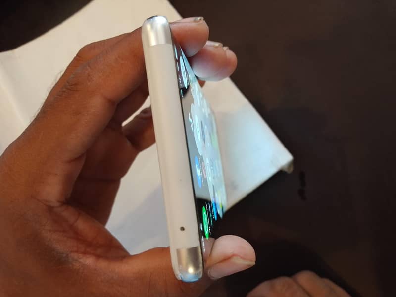 Google pixel 6pro 03054437592 only WhatsApp Use note Simple call 2