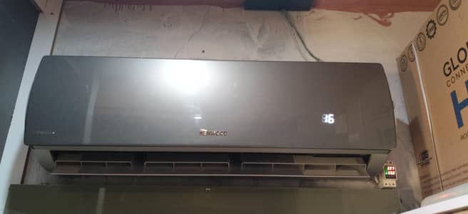 1.5 Ton Kenwood split ac original kit new conditions 10/10