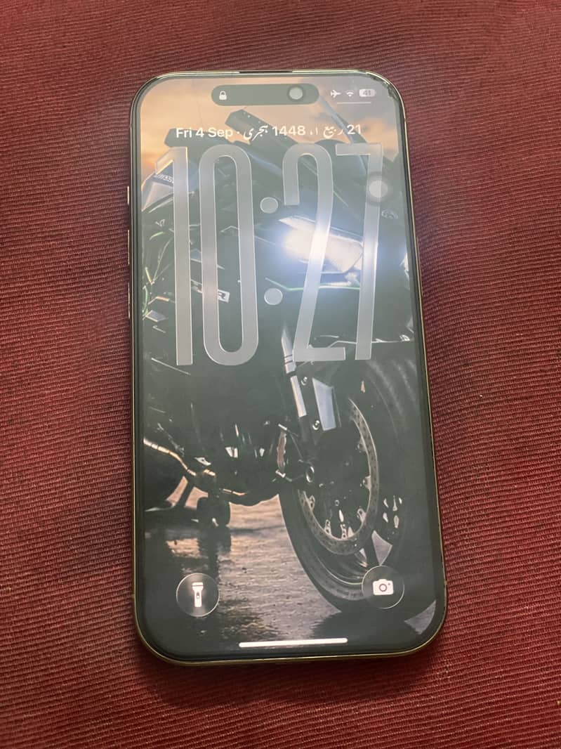 Apple iPhone 16 Pro 0