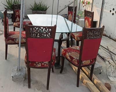 dyning table and chairs