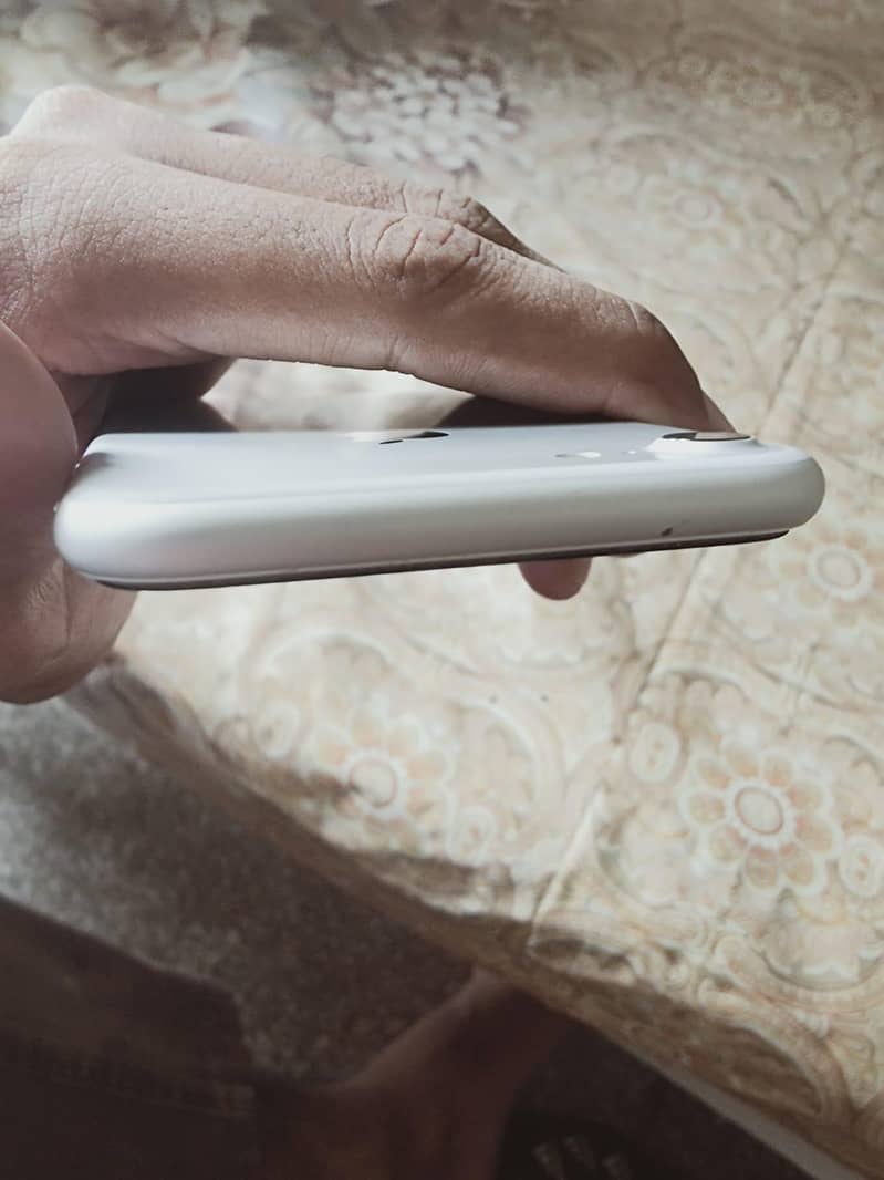 Apple iPhone 7 5