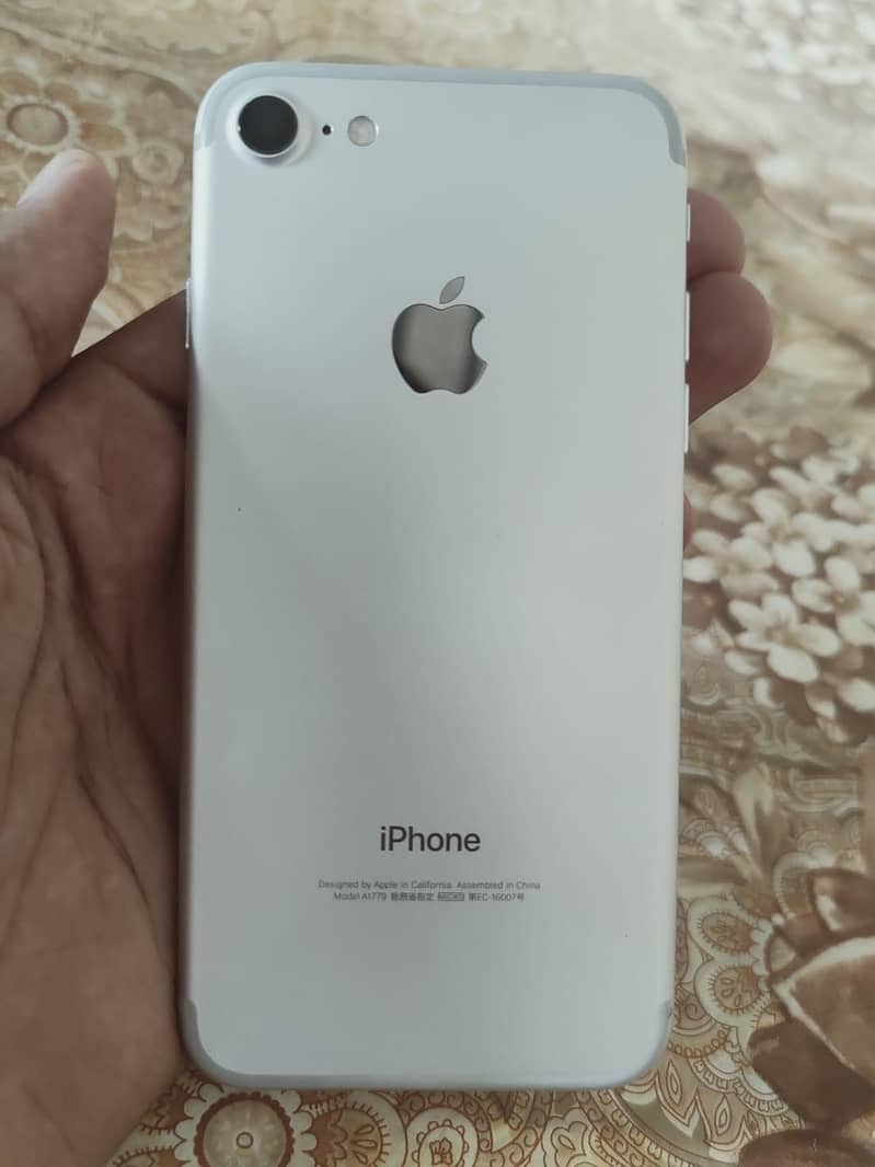 Apple iPhone 7 6