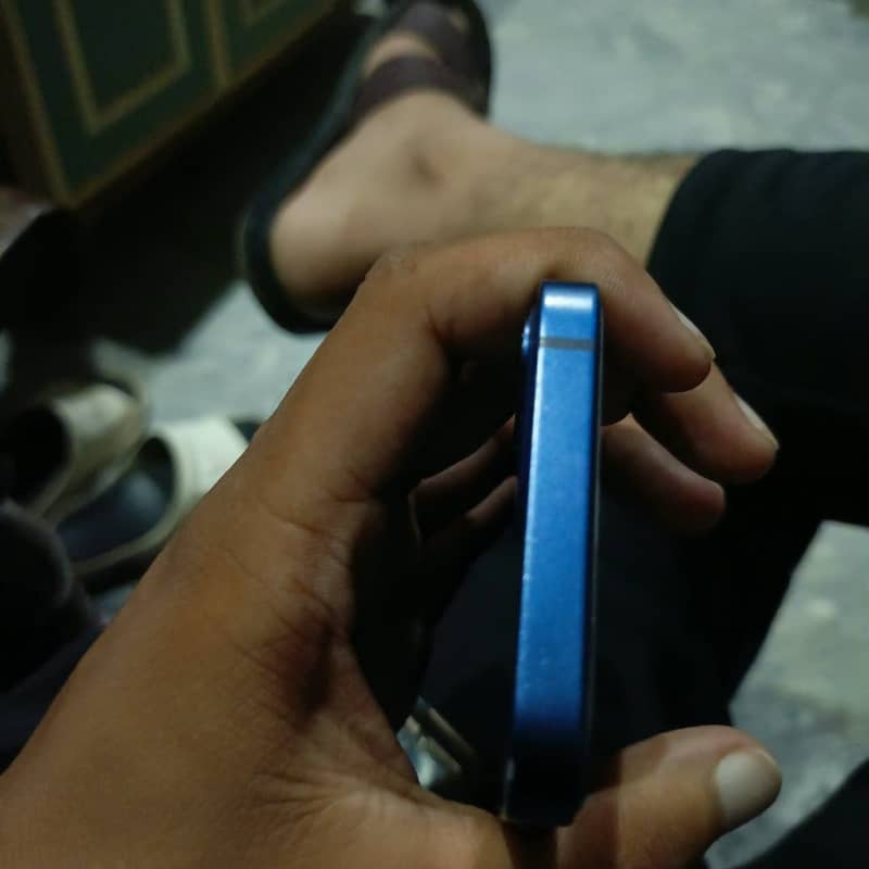 Apple iPhone 12 mini 2